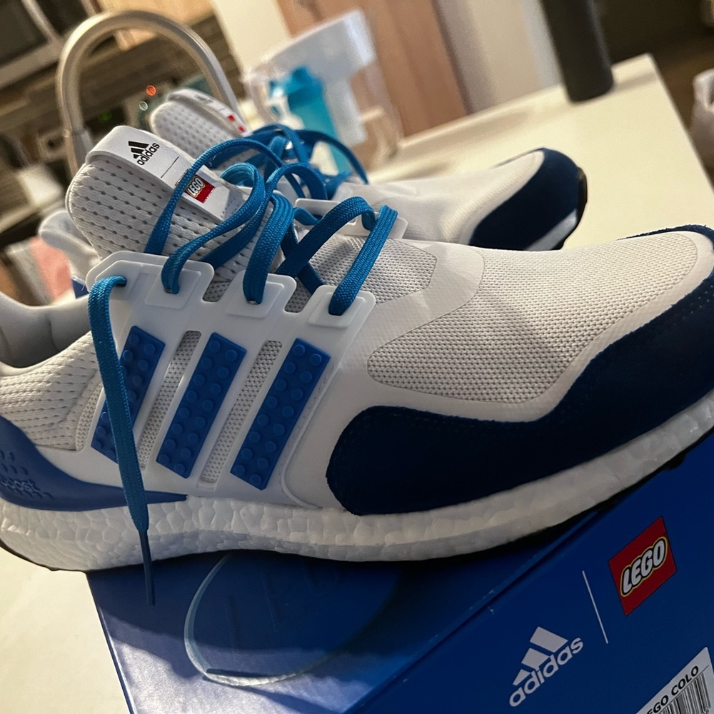 Adidas Ultraboost DNA x Lego